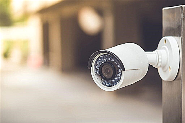 偽の防犯カメラ-彼らは本当に助けになりますか？